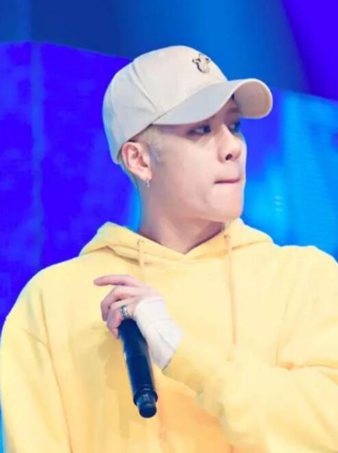 戴帽子难看怎么选择帽子,戴帽子不好看的人适合戴什么帽子