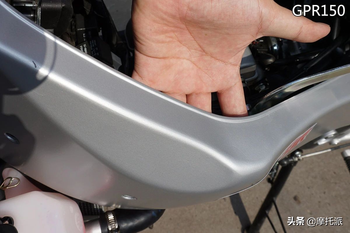 豁车有理，拆车无罪：GPR150灵魂对决250SR