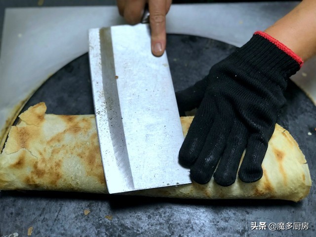 南京最好吃的徐州菜煎饼,徐州当地常见的菜煎饼