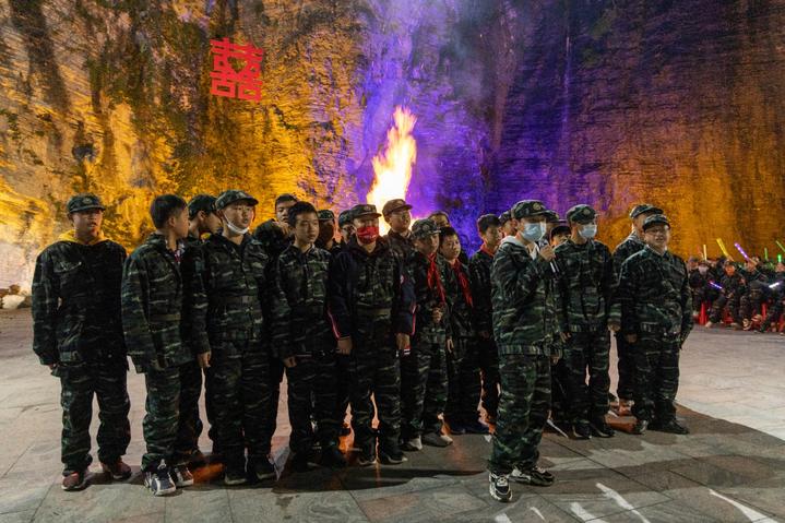 宜昌这个地方产美女，有一个大家都认识，现在还能让熊孩子涨知识