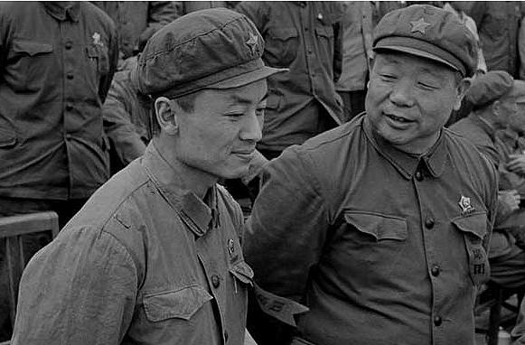 詹才芳：12岁成孤儿，四弟顶他名牺牲，病逝后*国锋华**送8字挽联