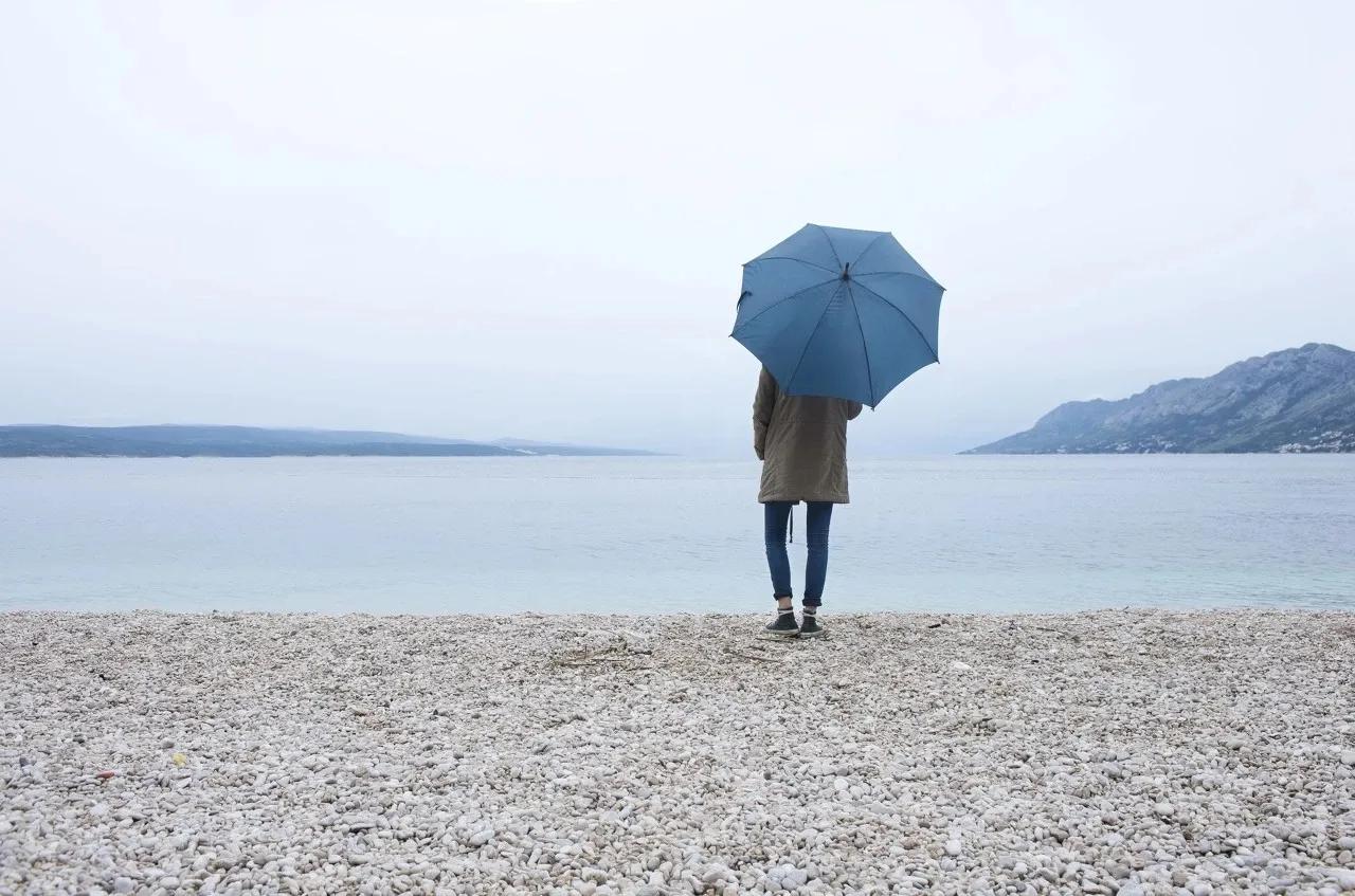 拒绝渣男的求婚,拒绝女朋友求婚后悔了