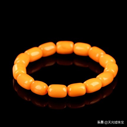 新老蜜蜡,蜜蜡鉴别用灯光照真假对比