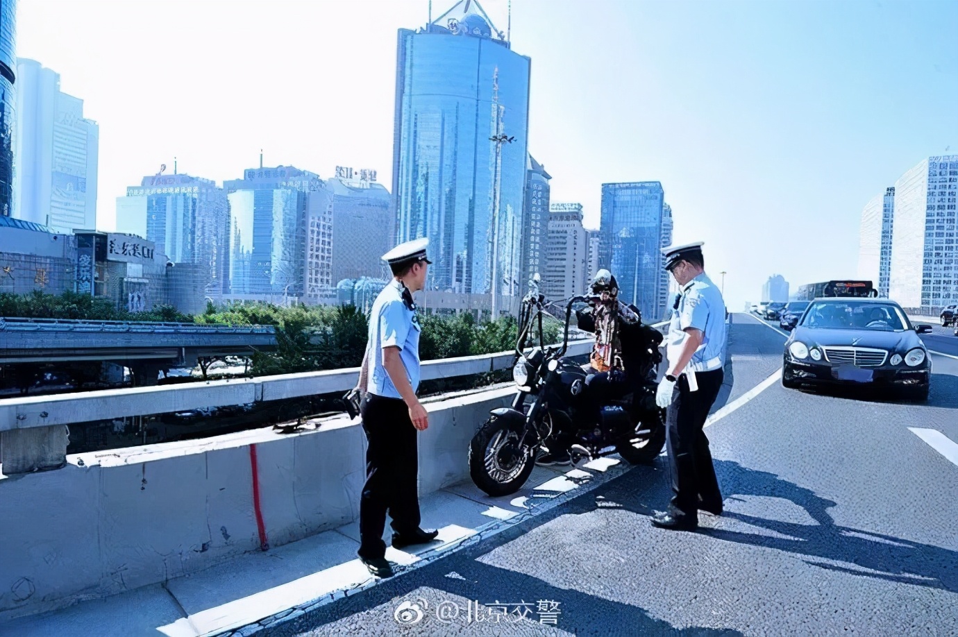 为什么北京摩托车牌那么贵,北京摩托车牌多少钱