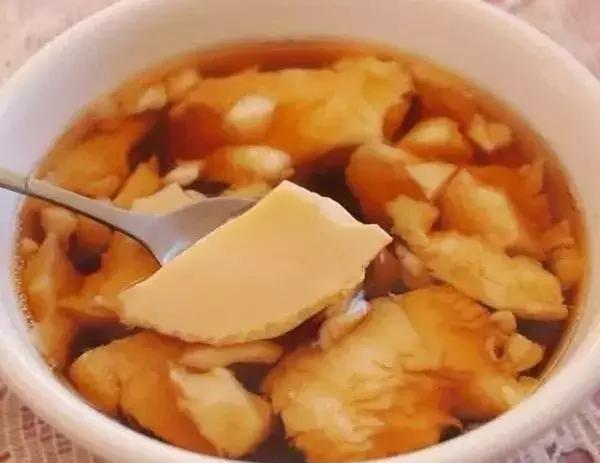 产后过早喝汤,产后奶水少煲什么汤好