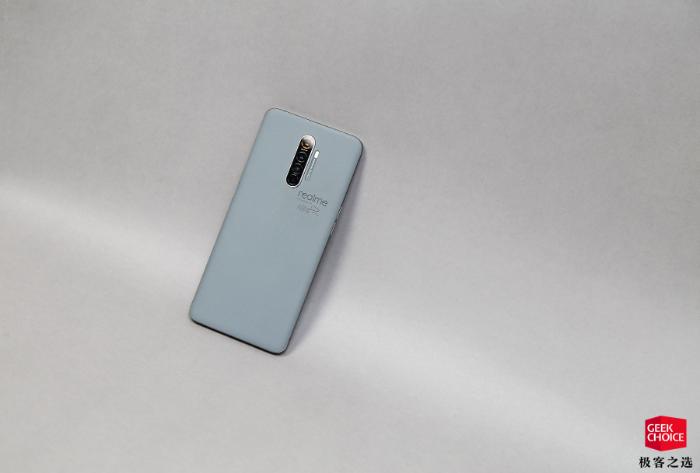 realmex2pro大师版手感,realmex2pro大师版处理器