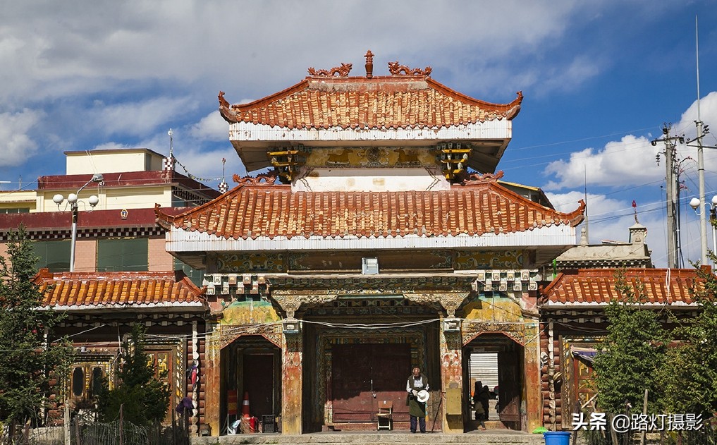 你见过凌晨四点钟的布达拉宫吗,布达拉宫是在四川甘孜吗