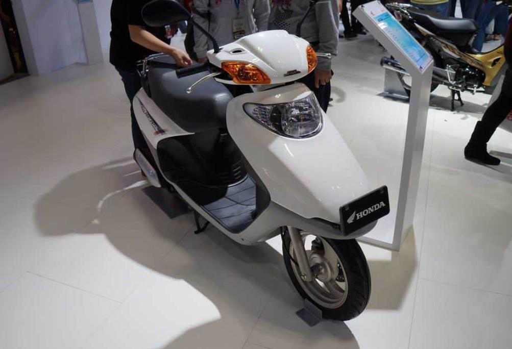 10000以内本田踏板车哪款好,本田100cc踏板车油耗多少正常