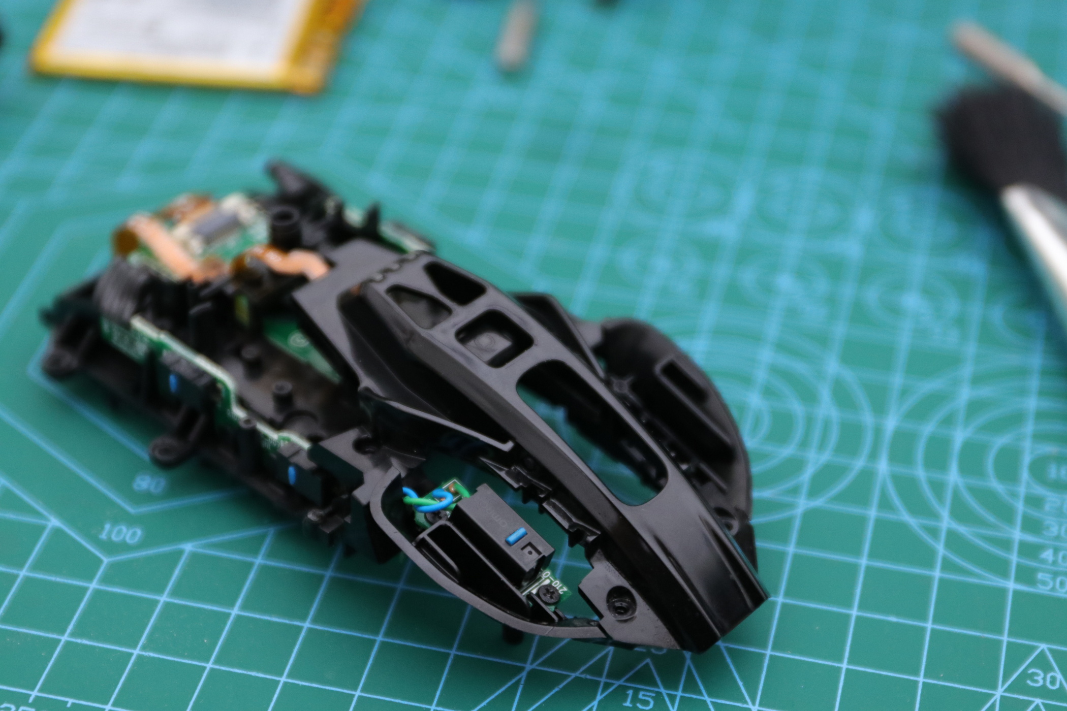 罗技g903电竞游戏双模无线鼠标,罗技g903鼠标坏了怎么自己维修