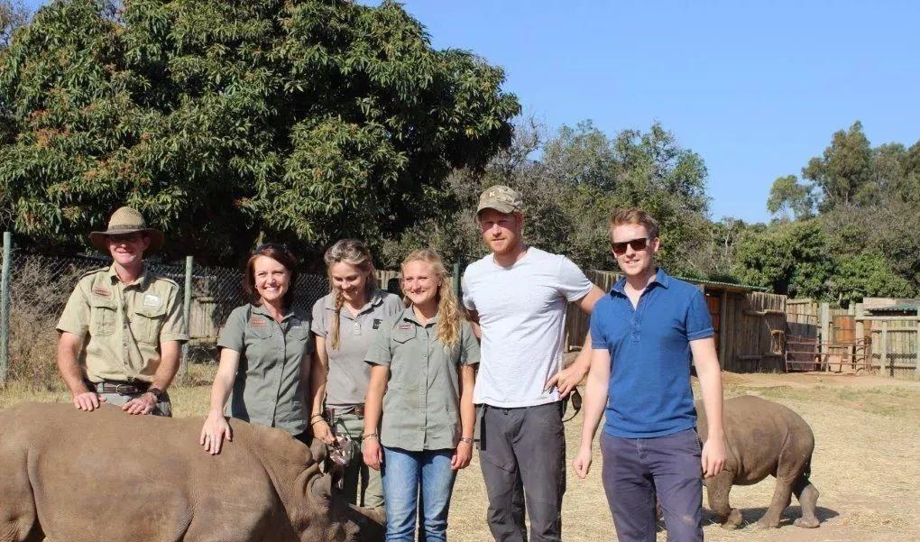 英国最年轻男爵,英国最帅亲王