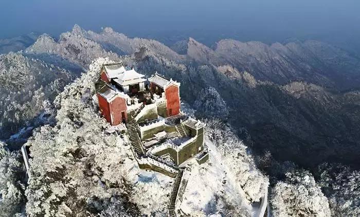 哇噢！你竟是这样一个清新淡雅、才华横溢的南方姑娘