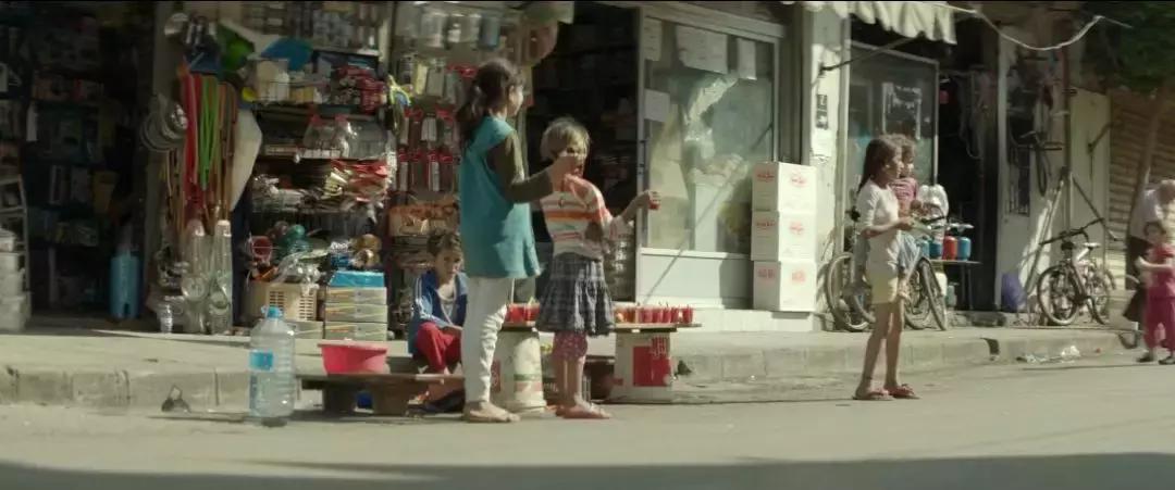 没钱生娃干什么,没钱生我干嘛