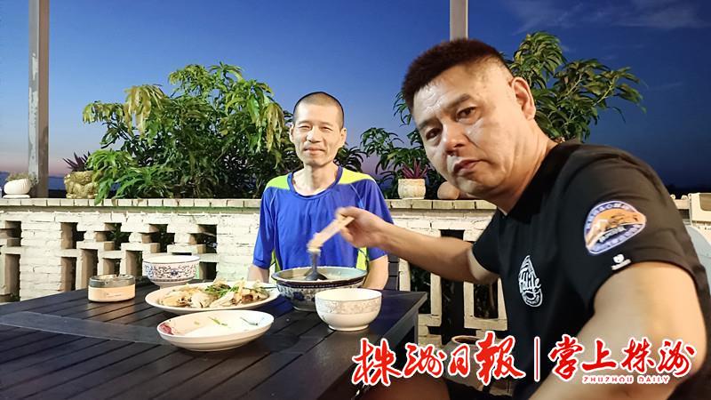 株洲这对兄弟被央视点赞了！网友：你们的兄弟情让人羡慕、感动