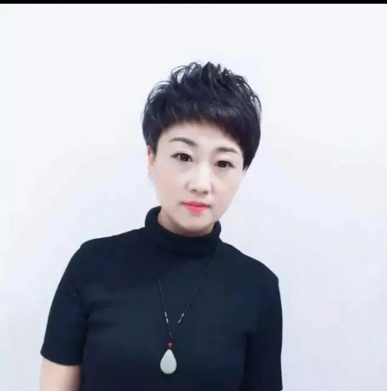 长了白头发怎么让它消失,长了白发怎么染发