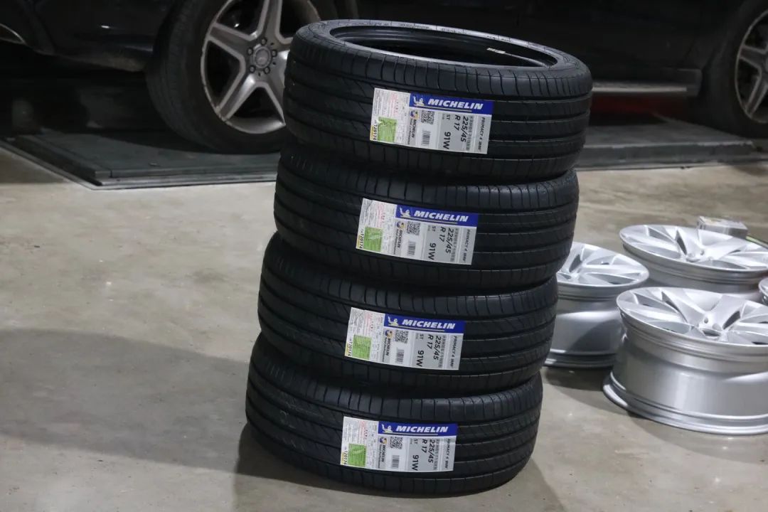 修复二手宝马e90,06宝马e90翻新全过程