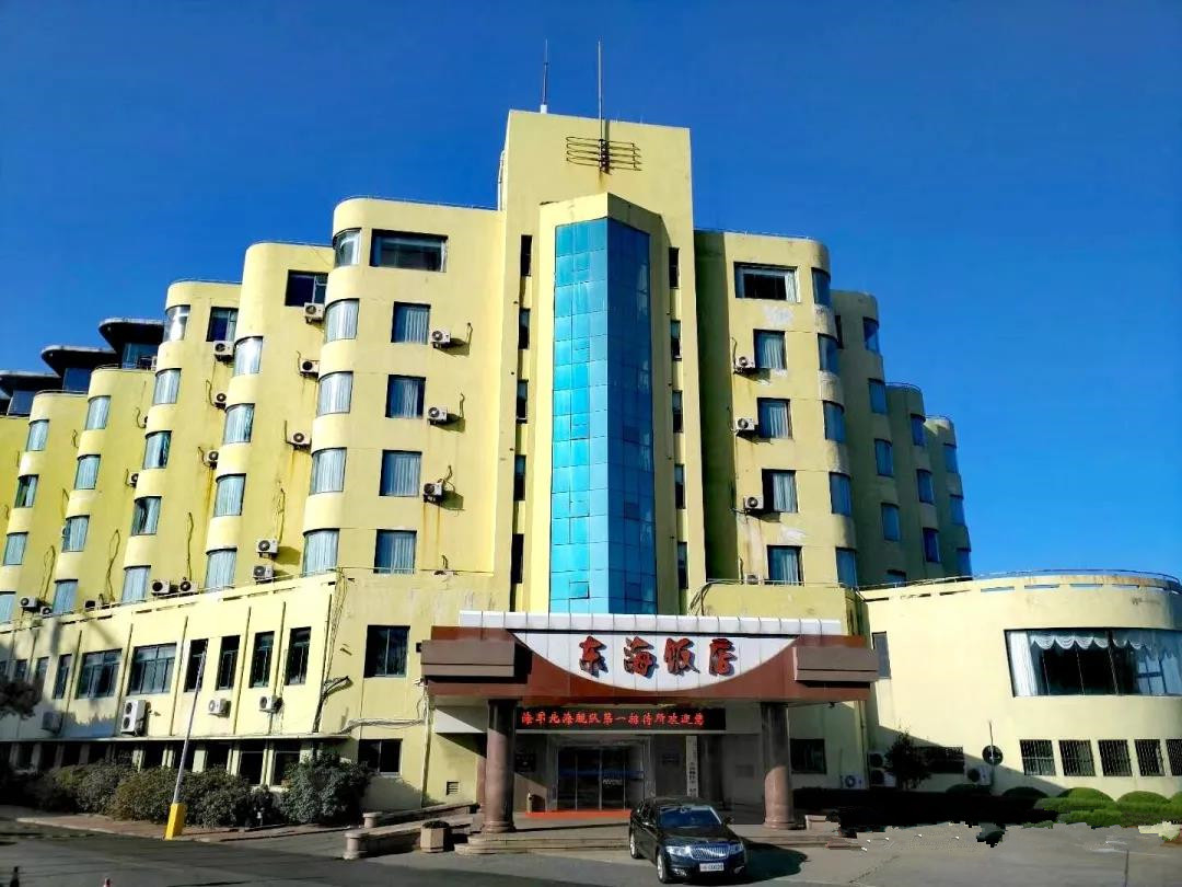 入住海景酒店视频,住进了民宿里能看海赏山