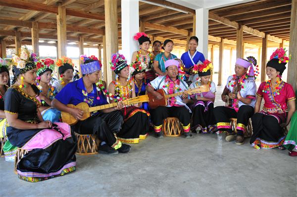 云南少数民族传统文化保护,四川和云南哪个少数民族多