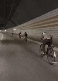 搞笑gif你们这些城里人太会玩了,搞笑gif逗比的世界你永远理解不了