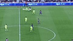 梅西人仰马翻过人集锦,梅西沉肩过人人仰马翻