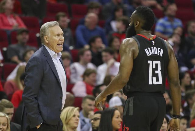 哈登三节打卡40+三双，创下多项记录的同时却埋下隐患