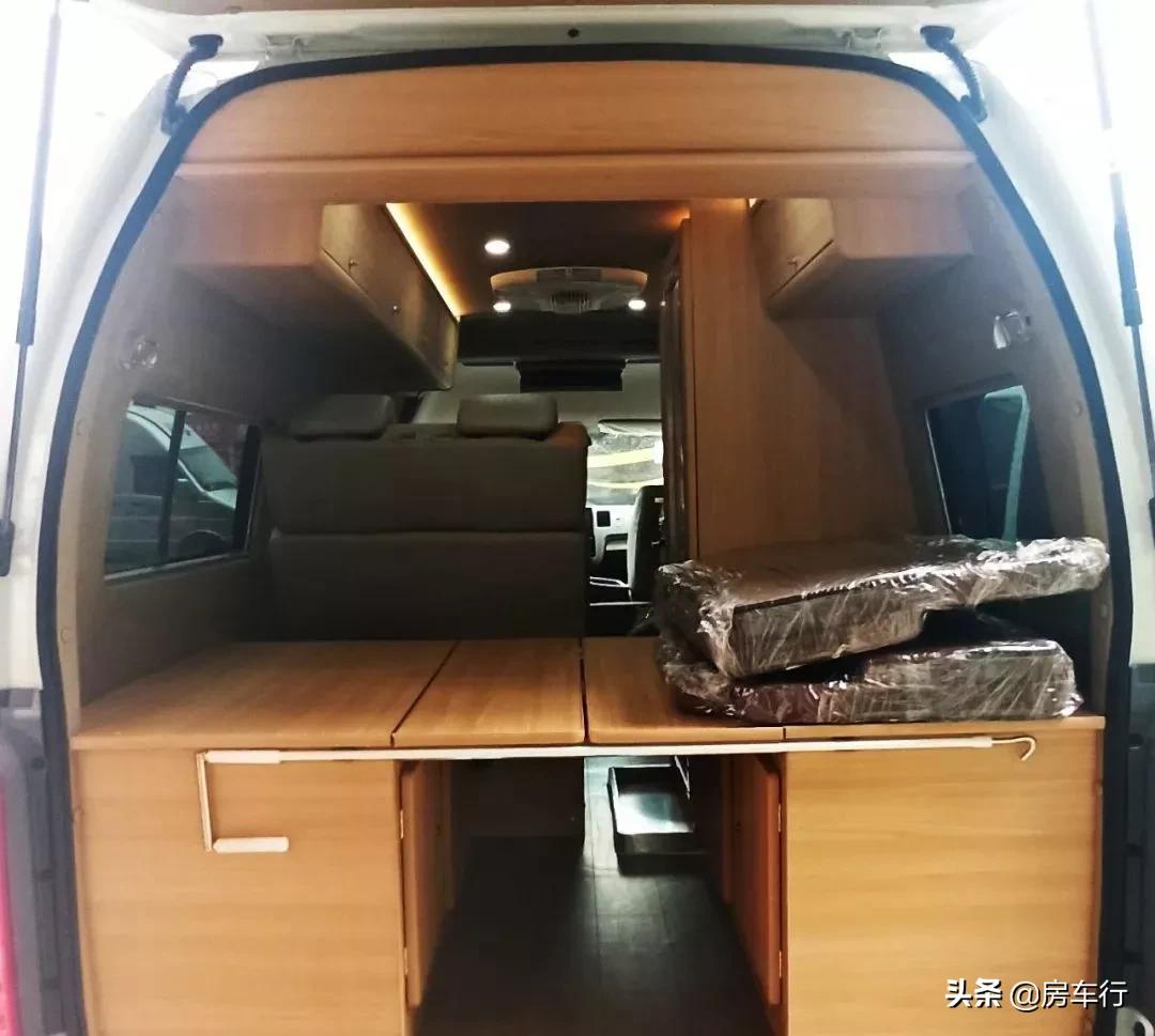 房车价格5-10万元低顶b型房车,房车大全20-30万的c型高档房车