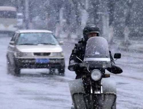 疫情期间车辆没电不要慌,3招教你应对车辆电瓶没电难题