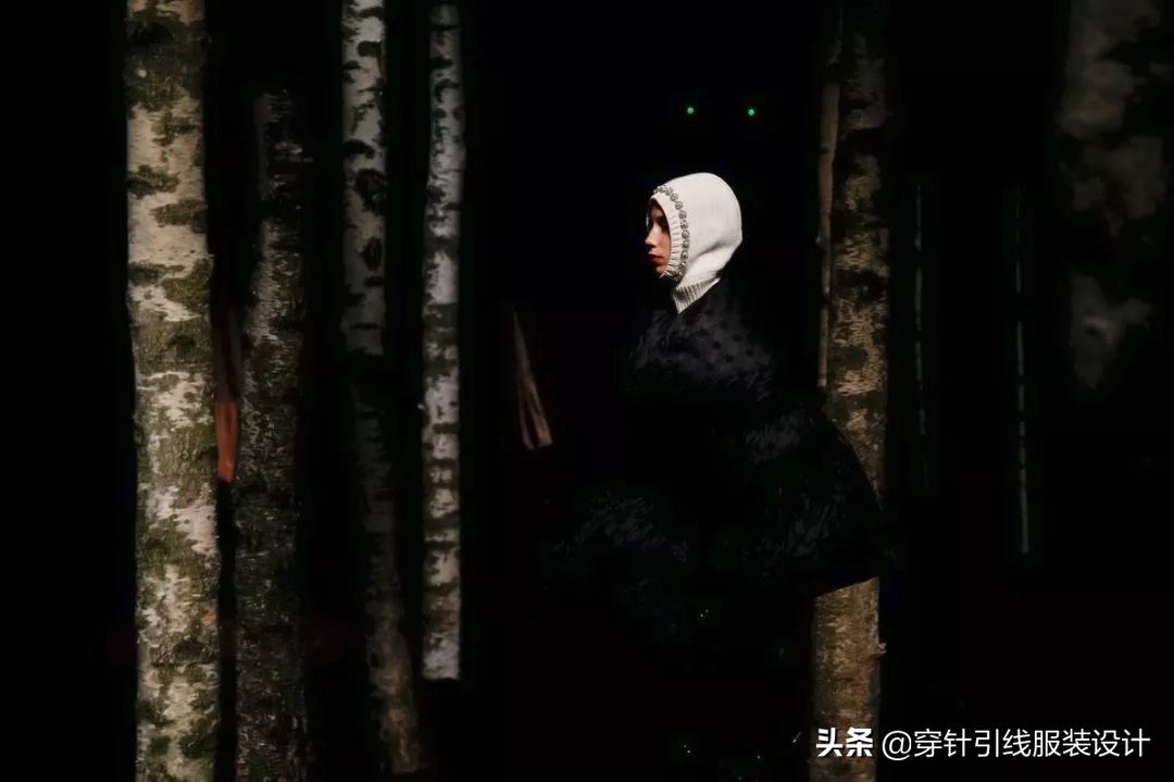 逆天羽绒服设计,moncler羽绒服成毅同款