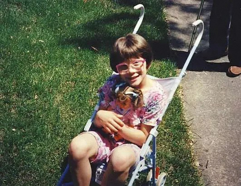 她21岁被性侵,41年来靠画像抓获1266名罪犯,创吉尼斯世界纪录