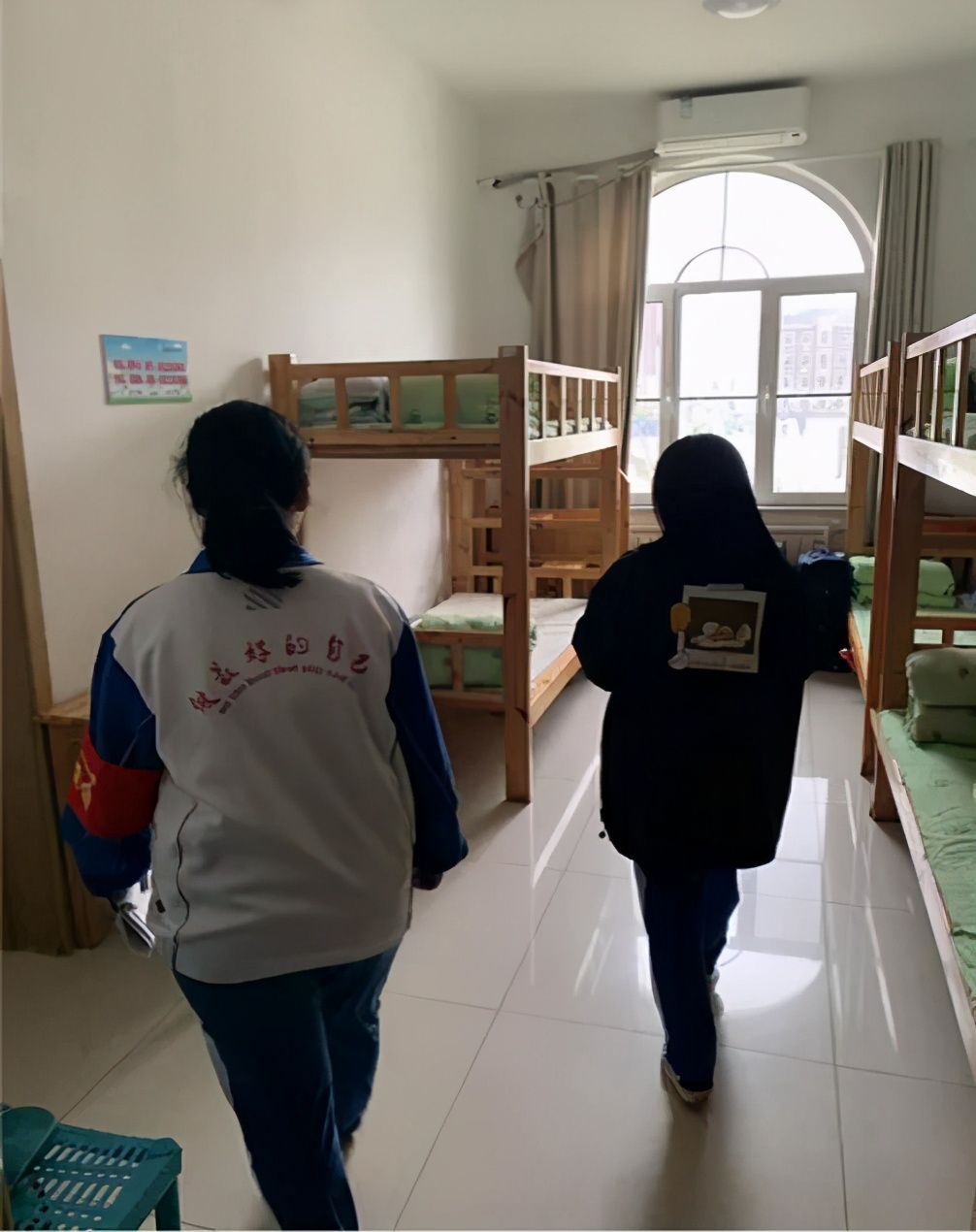 潍坊新纪元高中部学生会生活自律部：落实自主管理，打造优秀宿舍