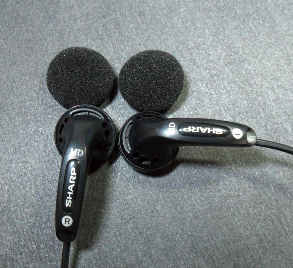 平头耳塞优缺点,平头耳塞式耳机越来越少