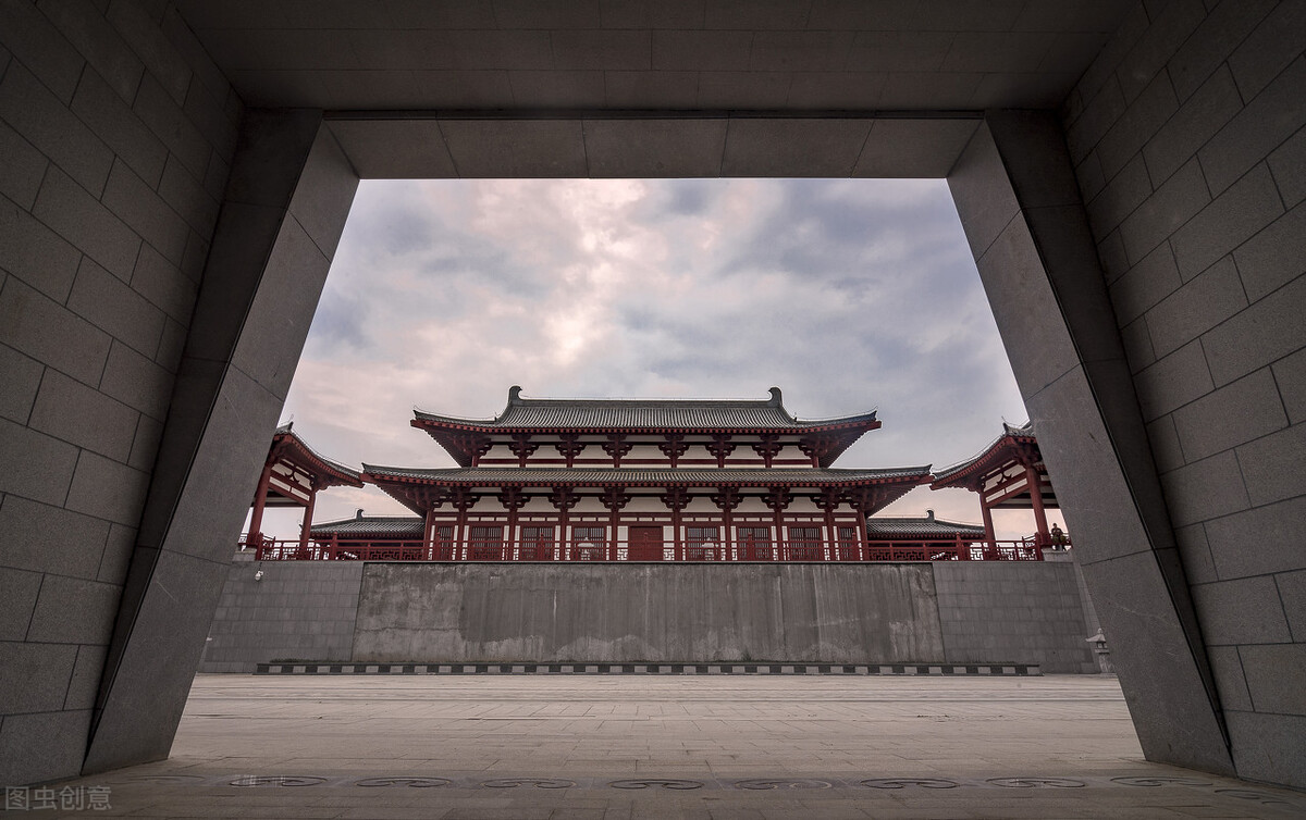 隋唐演义裴元庆大战各路好汉,隋唐演义反王让裴元庆出战