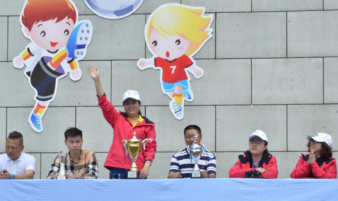 北大资源鲤鱼池小学视频,北大资源鲤鱼池小学图片