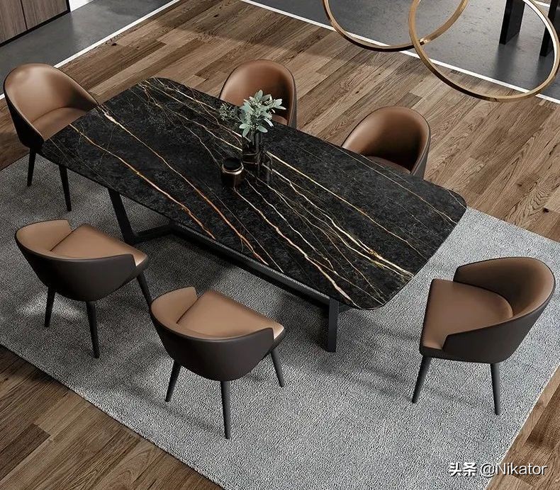 美式装修餐桌用圆的还是方的,餐厅较大餐桌选方的还是圆的好