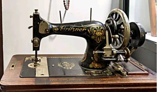 为什么有人收老式缝纫机,为什么有人到农村收购缝纫机