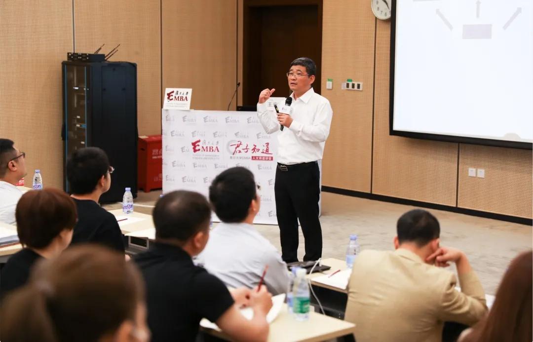 直播带货和短视频的商业逻辑可以复制吗？如何运用博弈思维来设计商业模式？