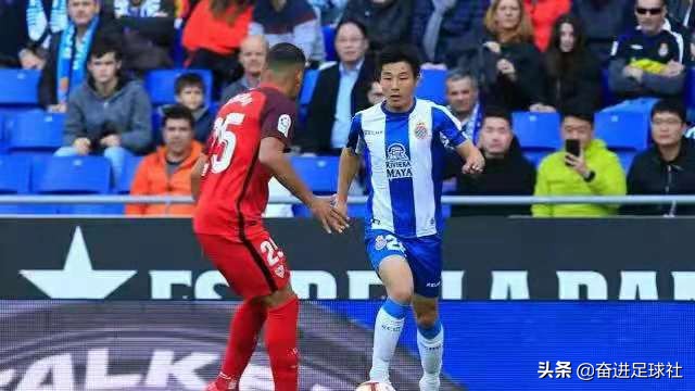 武磊为西班牙人破门,武磊破门做C罗招牌动作