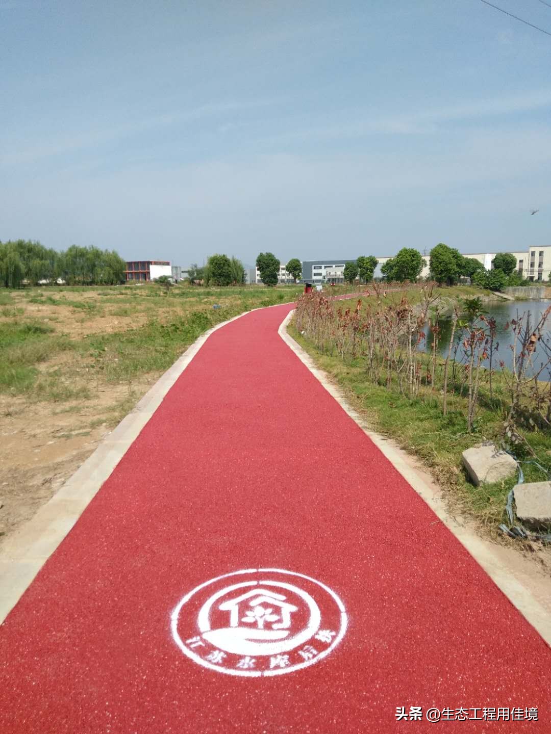 彩色混凝土透水路面施工工艺,透水混凝土施工要点