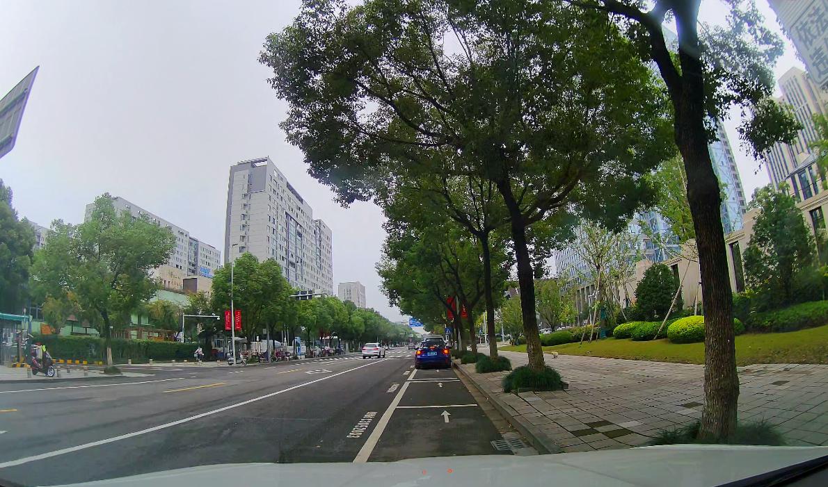 行车记录仪晚上能看清怎么选,行车记录仪怎么选择视频不被覆盖