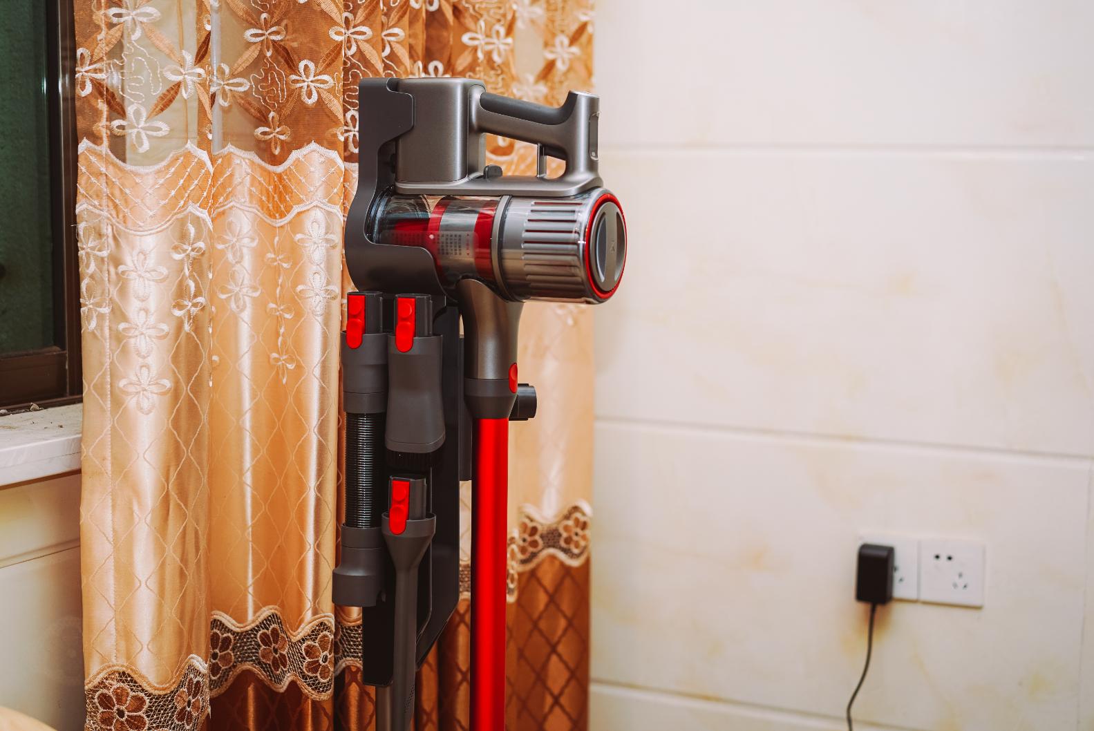 戴森吸尘器v8和石头h7,石头h7和戴森v12哪个好