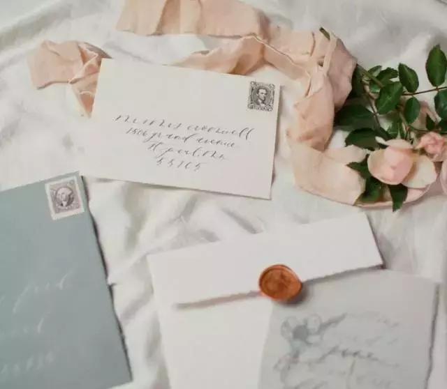 如何做一个有创意的结婚请柬,怎么自己设计婚礼请帖