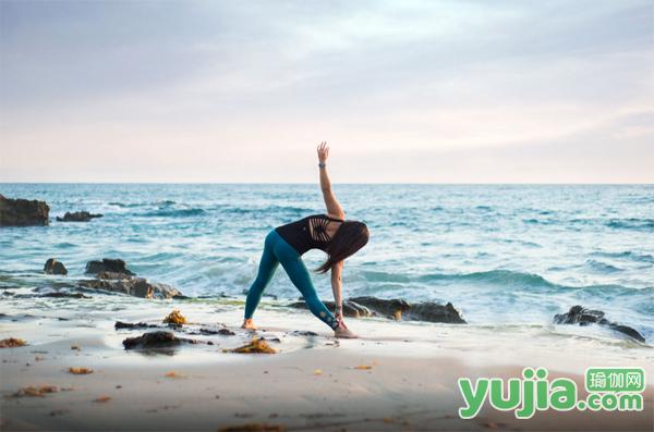 健身房里的瑜伽课正规吗,健身房瑜伽课程大全