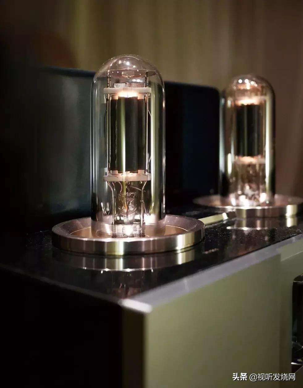 器材评论｜无愧胆皇之名：AirTightATM-3211单声道胆后级功放