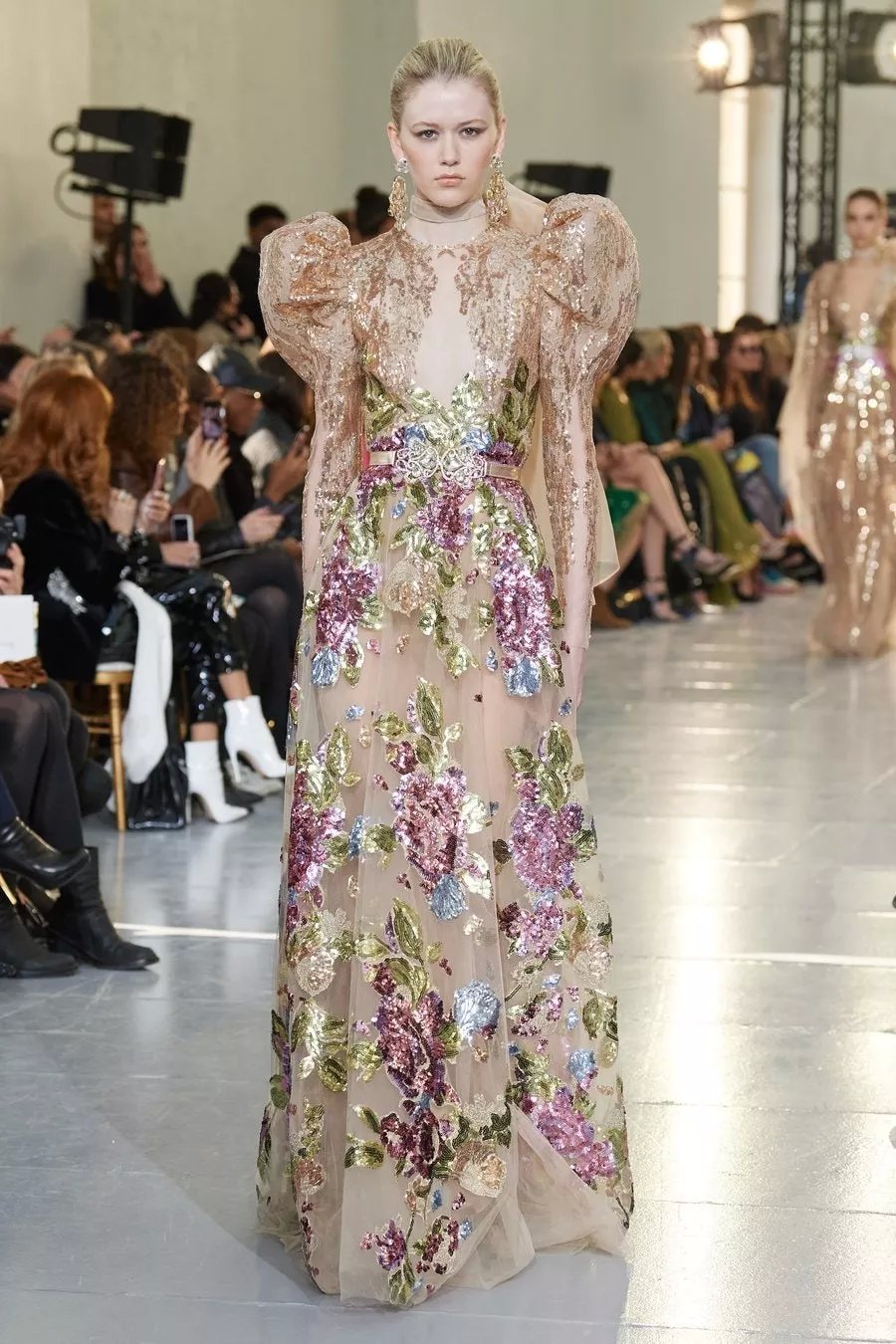 2020巴黎秋冬高定时装周完整版 (2019年春夏巴黎高定时装周)