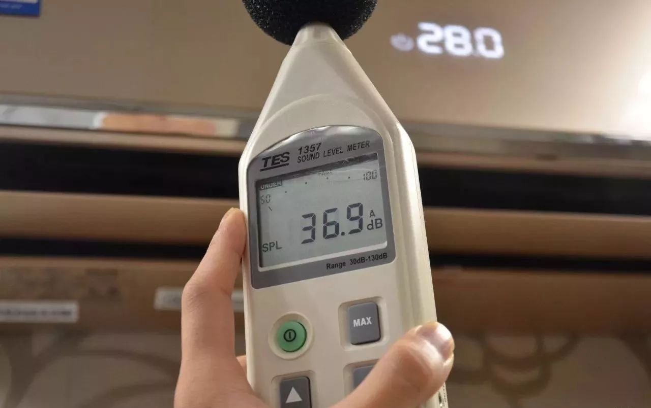 风管机一拖一和两台风管机的区别,风管机和挂机有什么区别呢