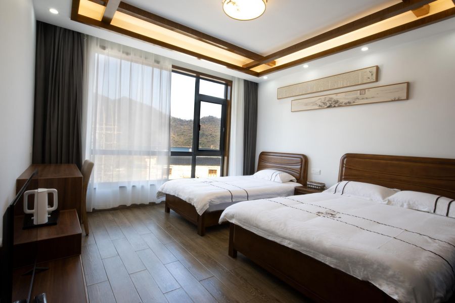 安徽太平湖民宿钓鱼,安徽异域风格民宿效果图