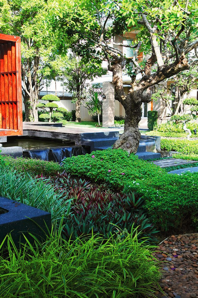 庭院景观亭子布局,10个带有凉亭的庭院设计实景图