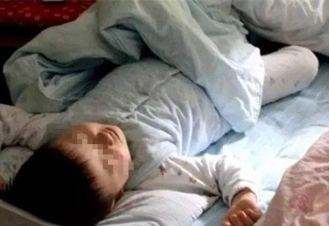 孩子白天晚上睡反过来了怎么纠正,孩子老是睡反觉