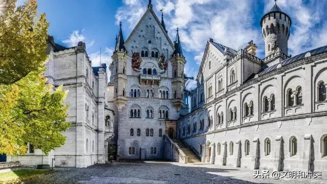 骑士精神又叫什么,骑士精神是贬义词吗