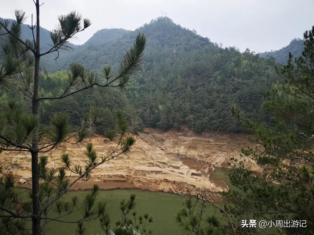 温州文成“下背村”，一个沉入水底多年的小村庄，已渐渐被人遗忘