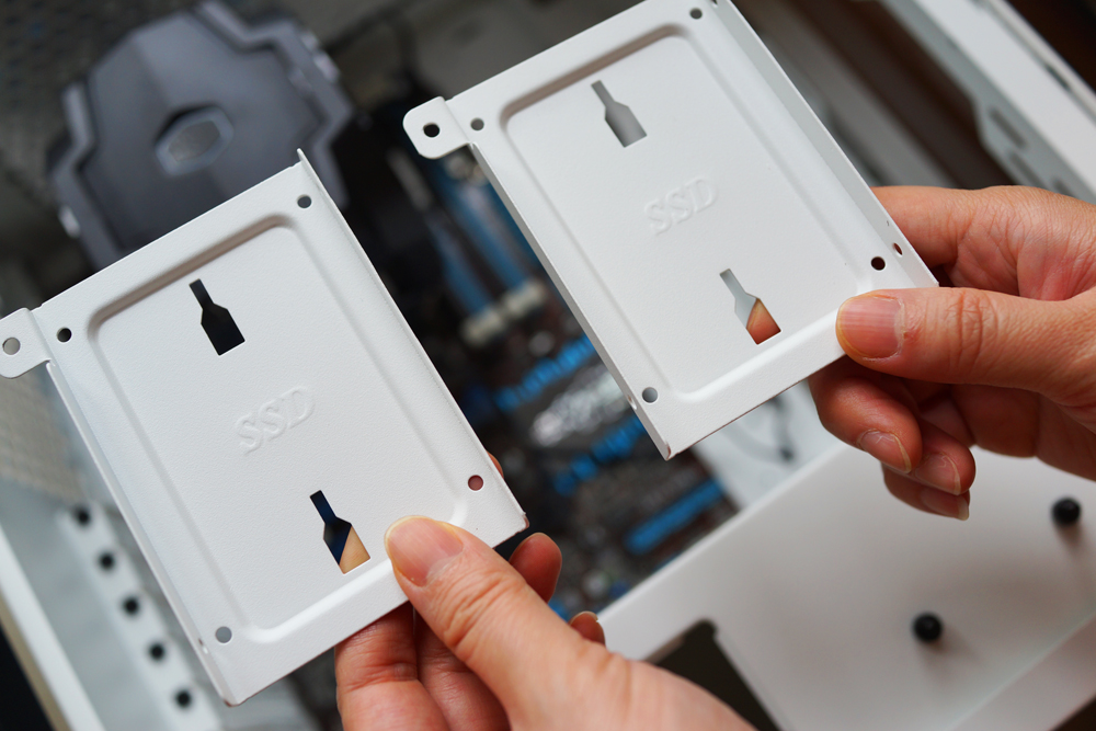 tt挑战者h3机箱,挑战者h3机箱图片